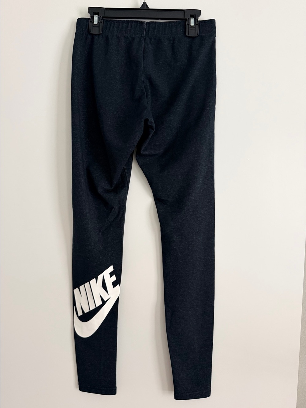 Nike Women’s logo leggings